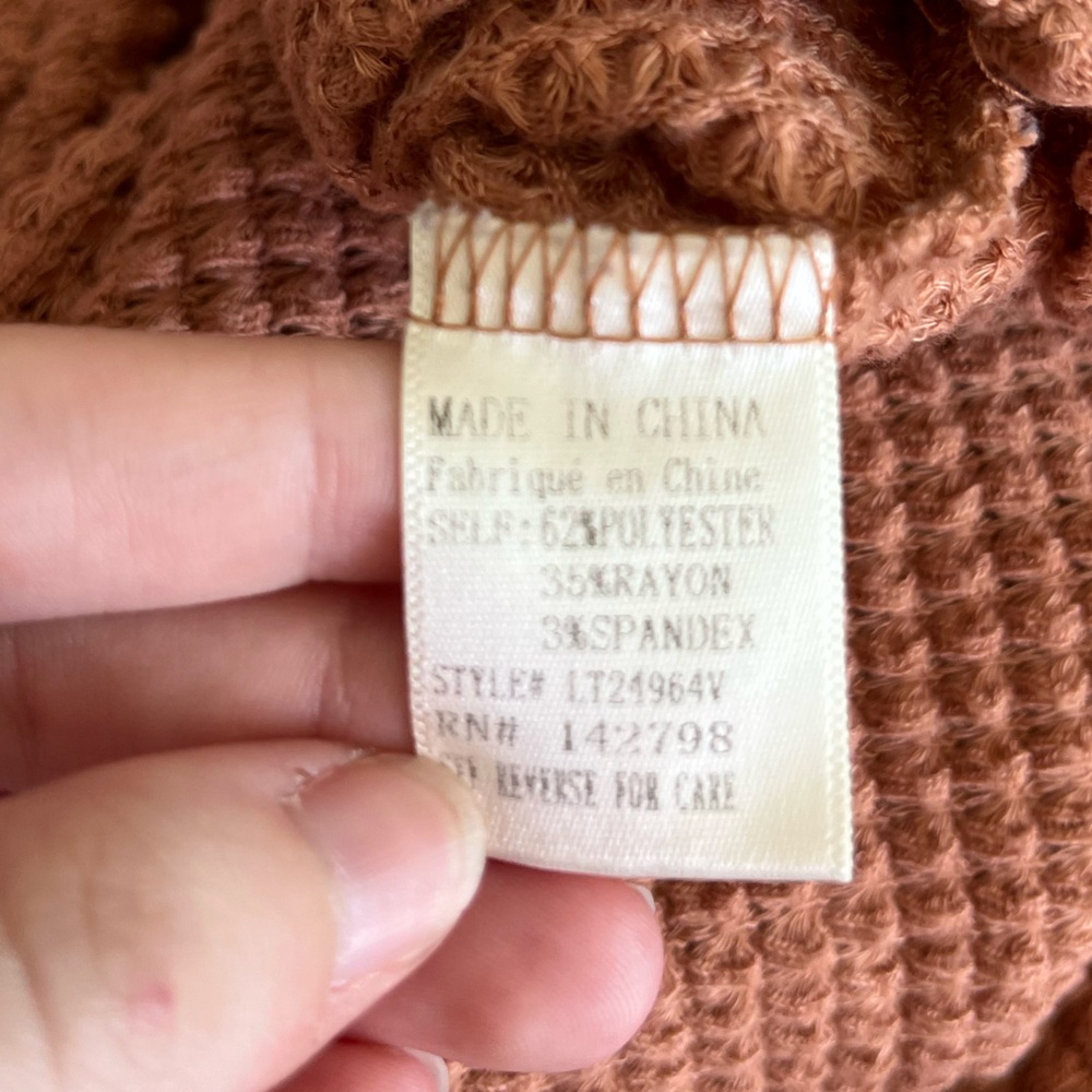 Love Riche sweater - Picture 9 of 10
